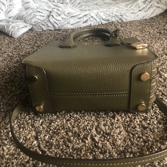 Michael Kors Mercer Pebbled Leather Crossbody - Picture 6 of 8